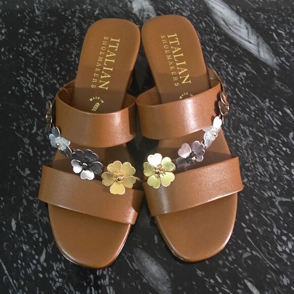 BRAND NEW ITALIAN SHOEMAKERS  FLORAL WOMEN'S DESIGN SANDALS - Picture 3 of 13
